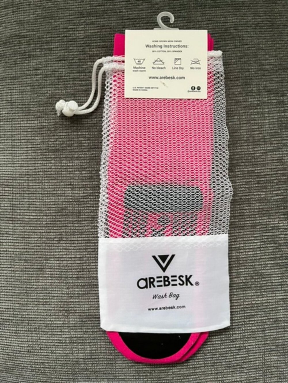 Arebesk Knee-High Grip Socks - Picture 4 of 5